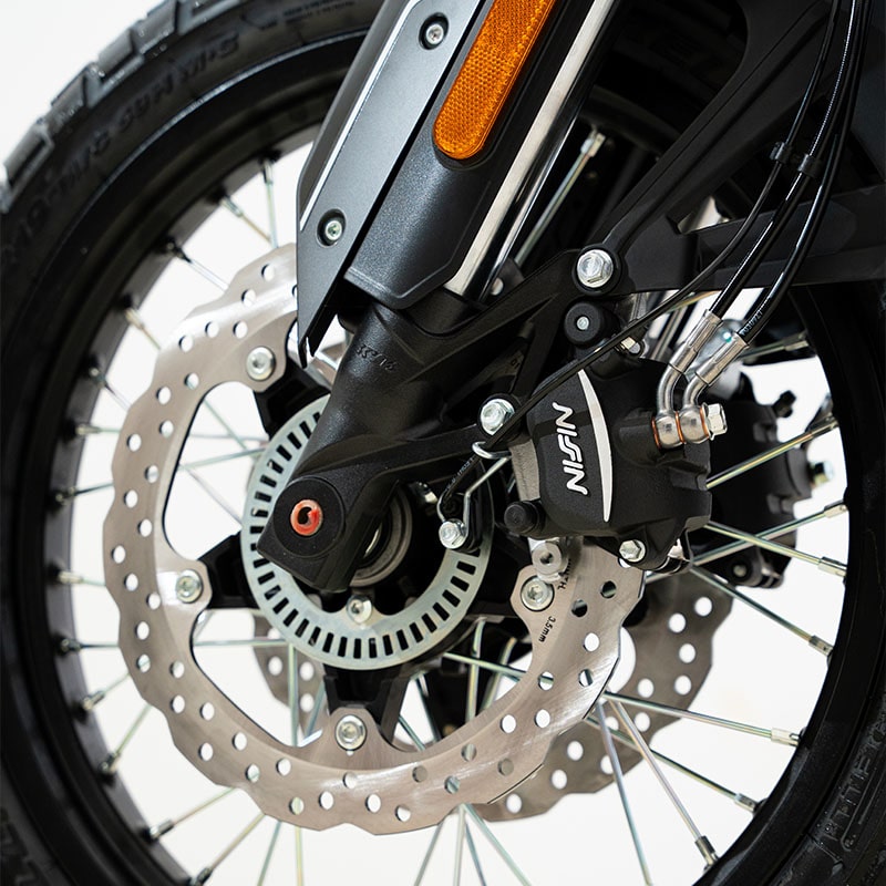 VOGE_650DSX_DETALLES_08