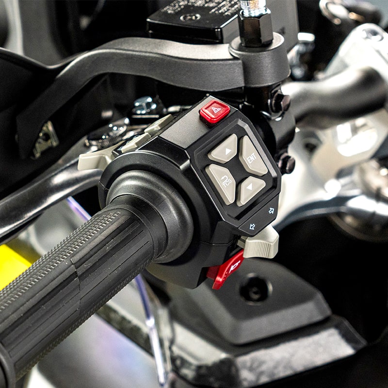 VOGE_DS800X_RALLY_DETALLES_11